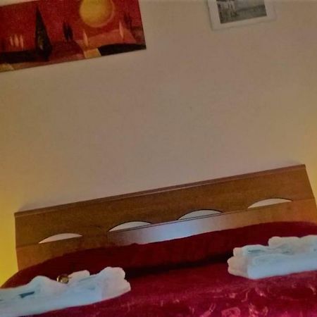 Felicia Rooms Rom Exteriör bild
