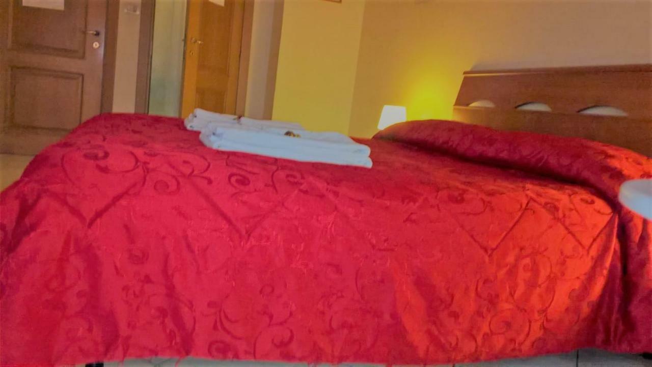 Felicia Rooms Rom Exteriör bild