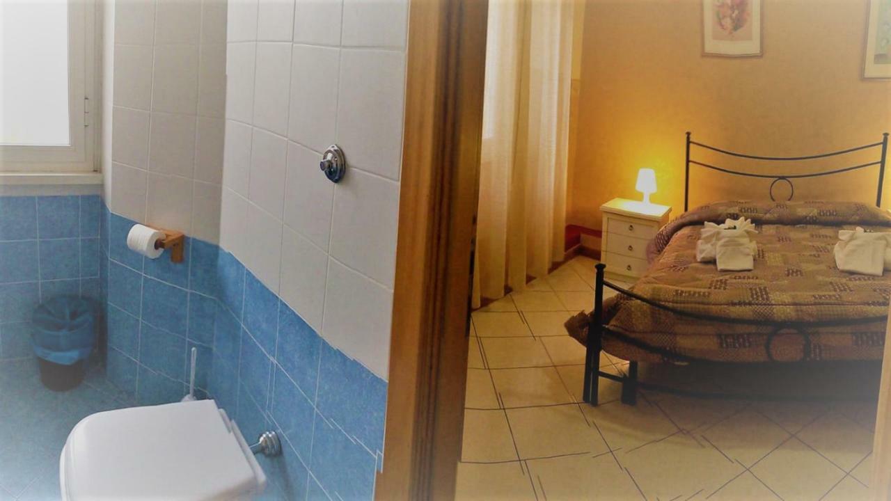 Felicia Rooms Rom Exteriör bild